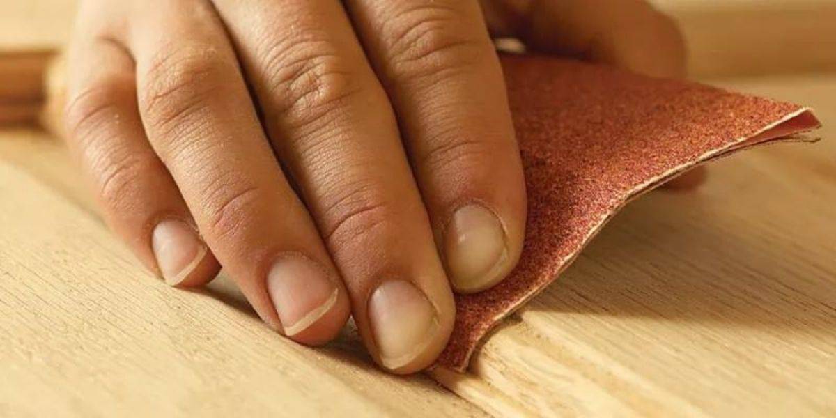 what-grit-sandpaper-for-a-wood-dresser-1700035918.jpg